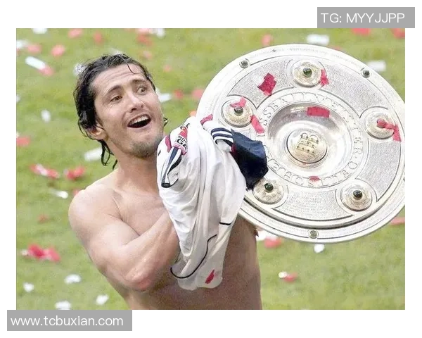 世界足球史上十大传奇球星盘点 谁是最具影响力的足球巨星